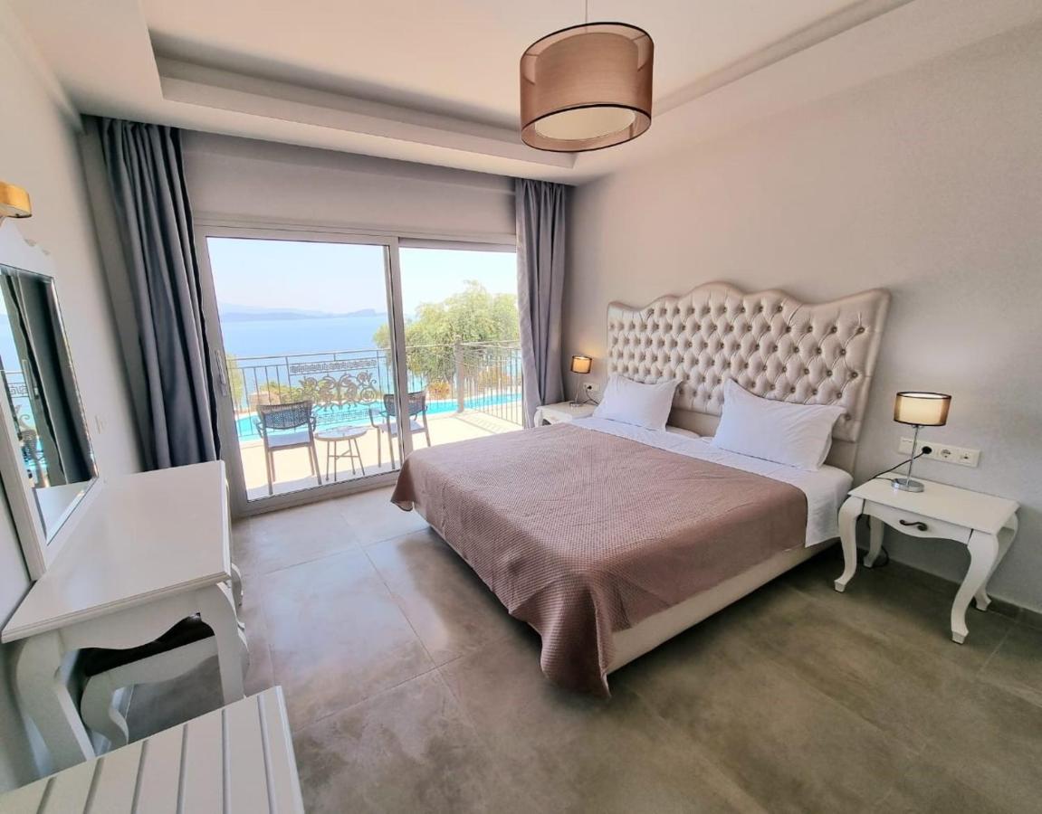 Enjoy Lichnos Bay Village, Camping, And Aparthotel Parga